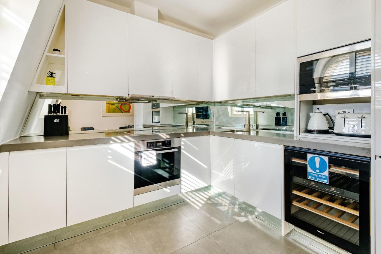 Apartment Modernized South Kensington