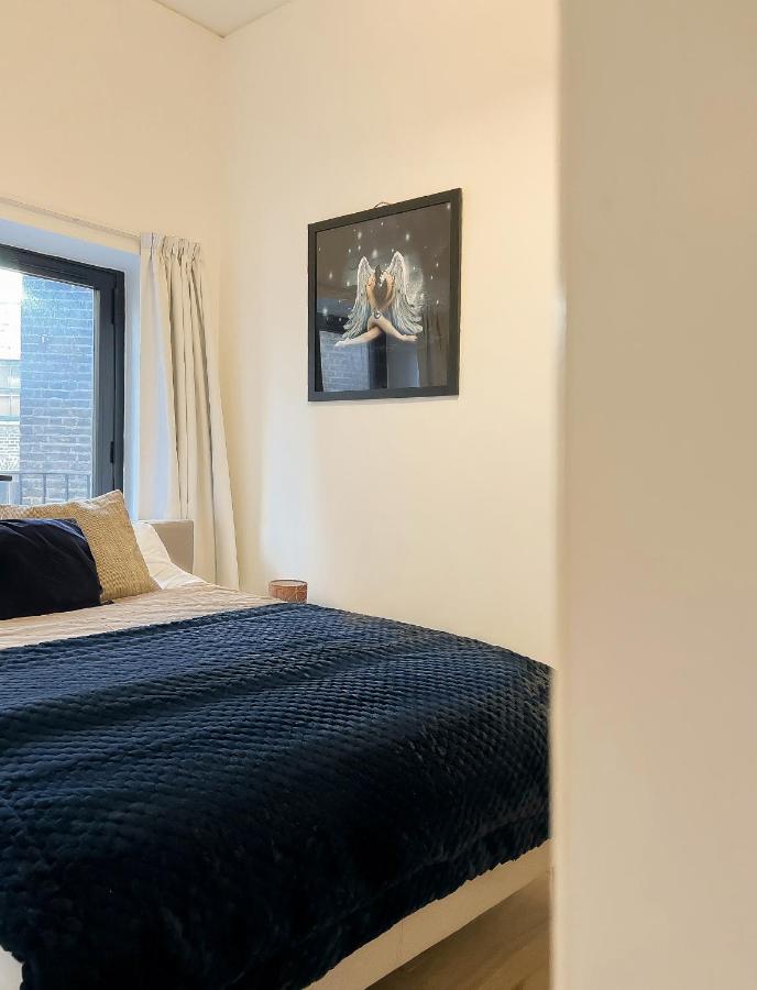 Modern Chic Flat In Shoreditch London