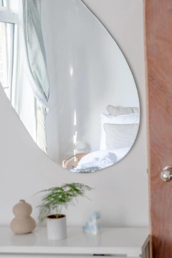 Peaceful 2 Bedroom Flat With Roof Terrace - Hackney Apartment