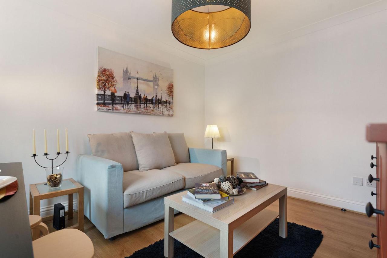 Hidden Treasure 3 Bedroom Flat * Londres