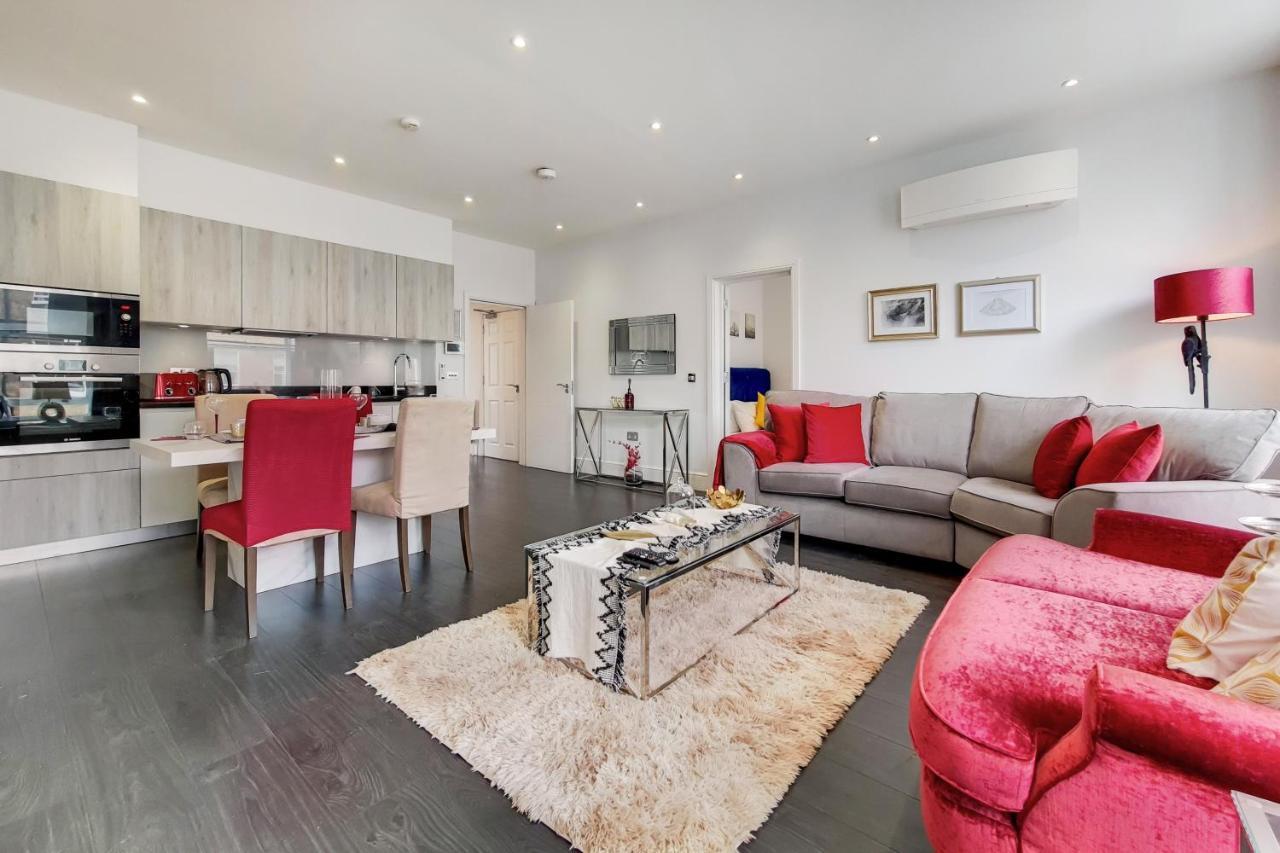 The Gloucester Residences Leilighet *