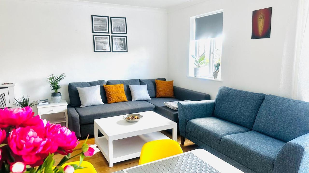 Leilighet Amazing Location - Of London- 2 Bedroom Stunning Canal View House With Private Garden,parking & Balcony *