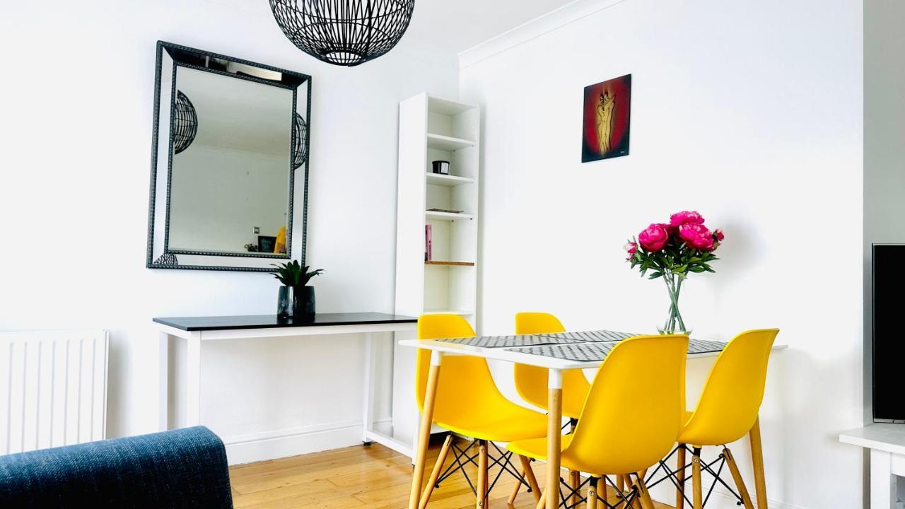 Amazing Location - Of London- 2 Bedroom Stunning Canal View House With Private Garden,parking & Balcony Leilighet *