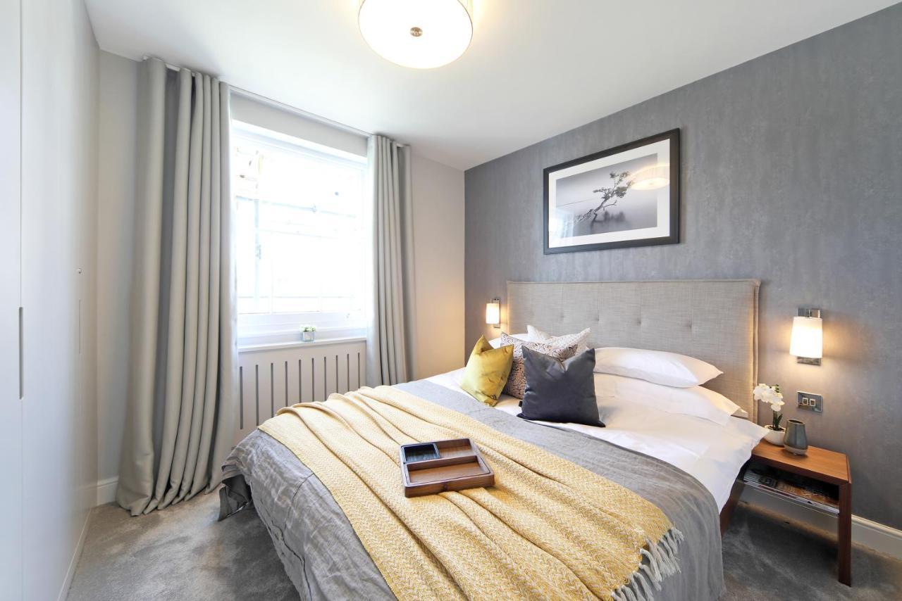 Contemporary Open Plan In Trendy Notting Hill Apartment *