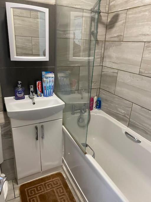 Ground Floor One Bedroom Bayswater Central Leilighet *