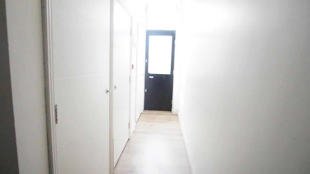 Evergreen Apartments-flat 5, * London