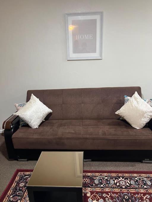 016- 1 Bedroom Church Street F31