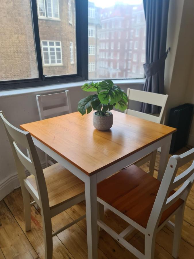 Appartement Rare Gem Close To Transport Links Londen