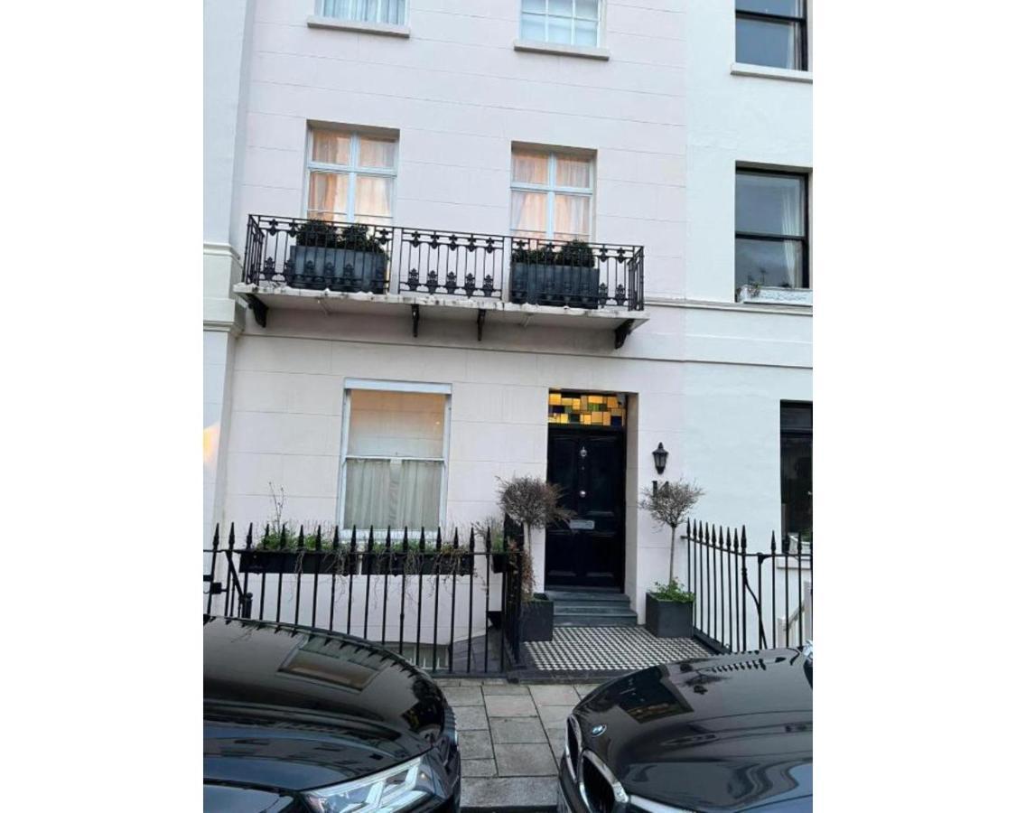 Victoria Square Holiday home London