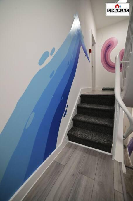 Double Bed Studio Flat With Netflix Flat B Unit C2 Wifi Disney By Cineplex Short Lets Serviced Appartement *