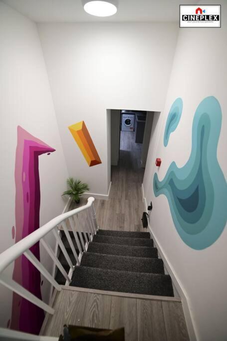 Appartement Double Bed Studio Flat With Netflix Flat B Unit C2 Wifi Disney By Cineplex Short Lets Serviced *