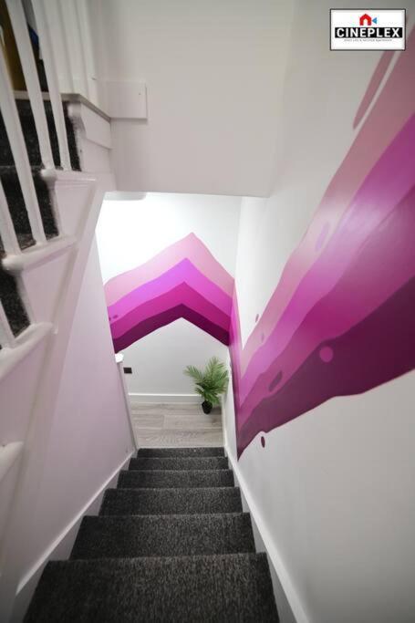 Appartement Double Bed Studio Flat With Netflix Flat B Unit C2 Wifi Disney By Cineplex Short Lets Serviced Londen