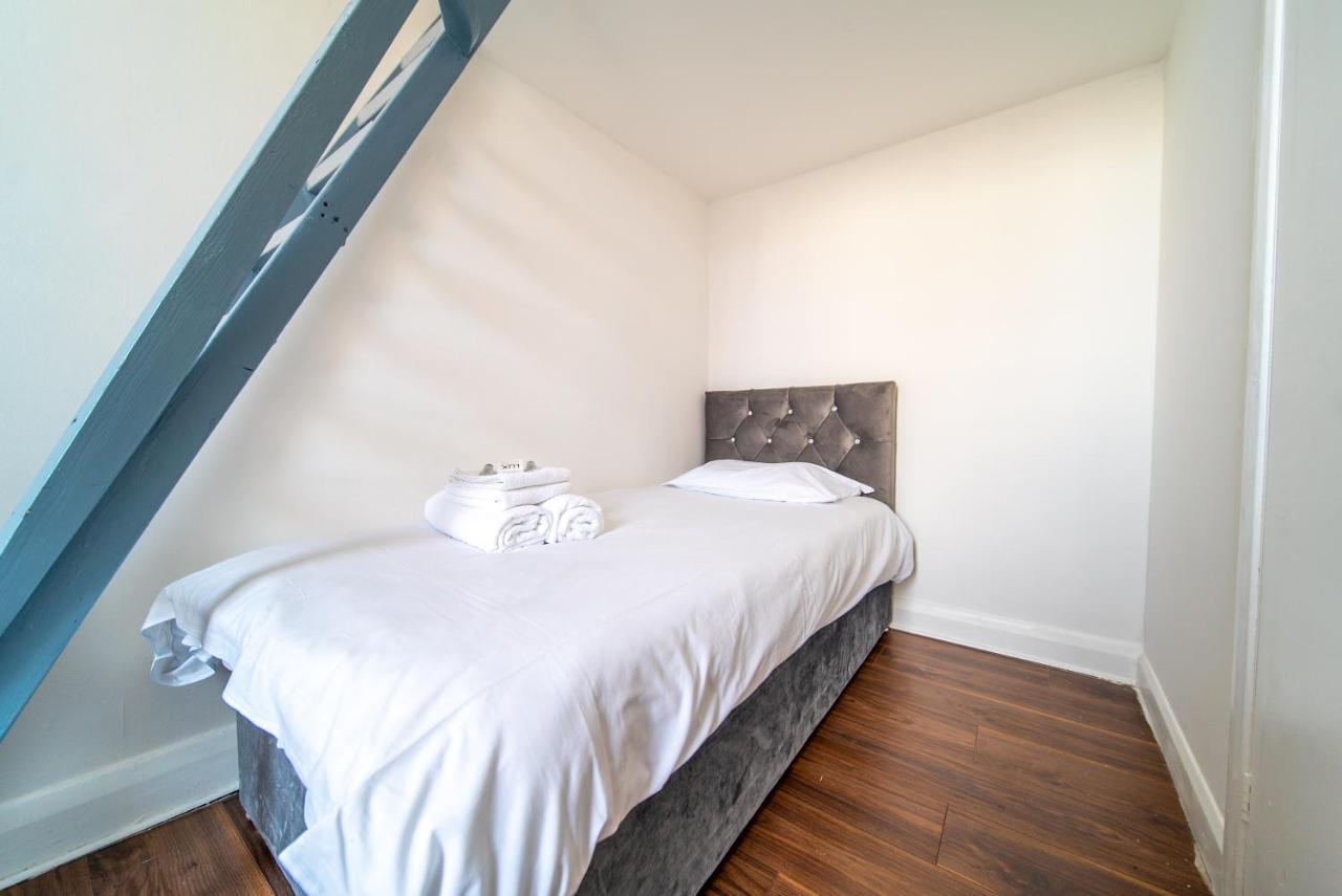 Spacious 2 Bedroom In Downtown Londen
