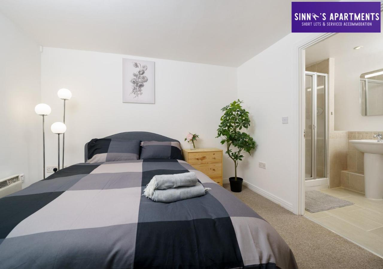Bridge Free Parking And Wifi Sleeps 6 Appartement Londen