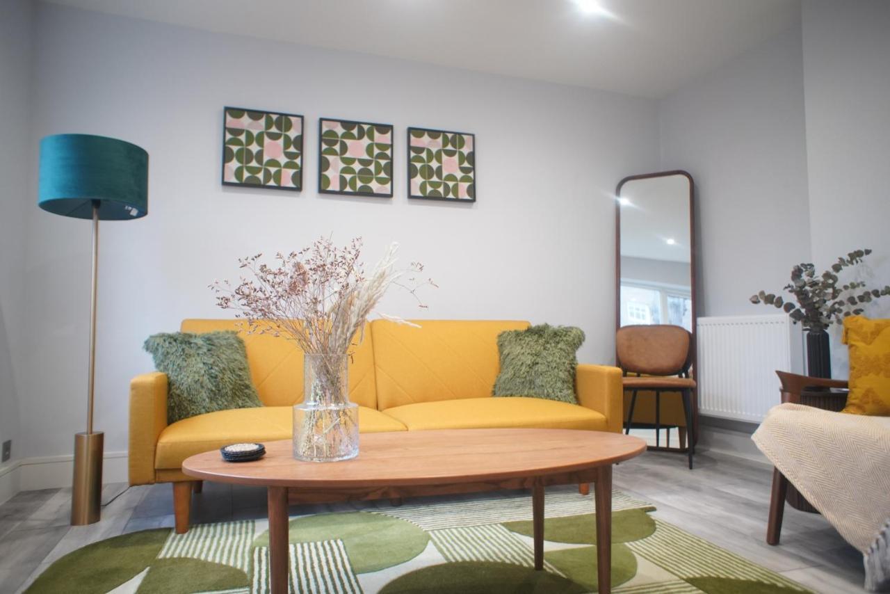 Lux 3bdr For 7 Nr Eye London