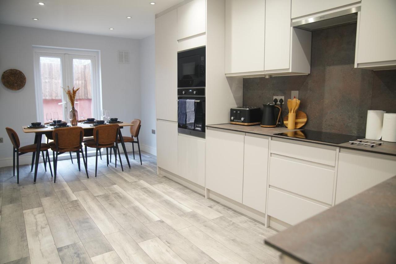 Lux 3bdr For 7 Nr Eye London