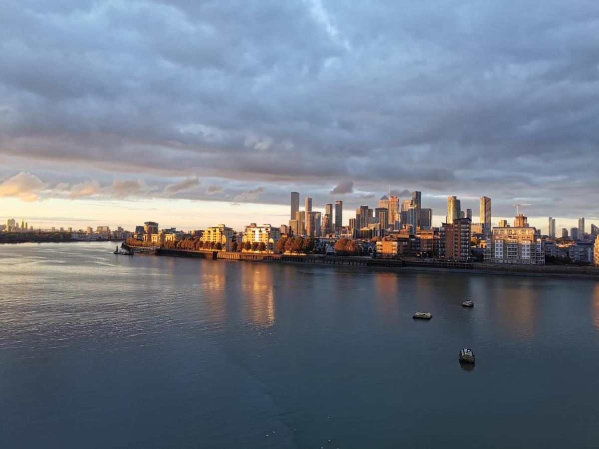 Homestay With Stunning Thames River View Accommodatie bij particulieren *