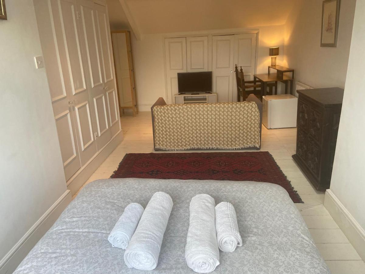 Charming And Beautiful In Wandsworth Privatunterkunft London