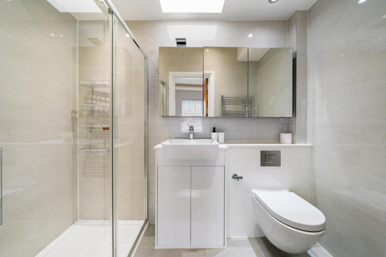 Modern 4 Bedroom Townhouse With Cinema In The Heart Of Se1 Сasa de vacaciones