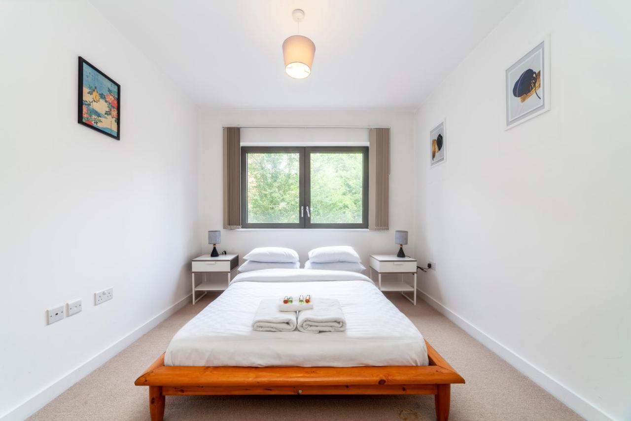 Modern 3bdr Flat W Large Balcony, Kentish Town Appartement