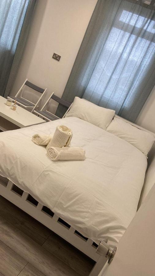 Remarkable 1-bed In Apartment *