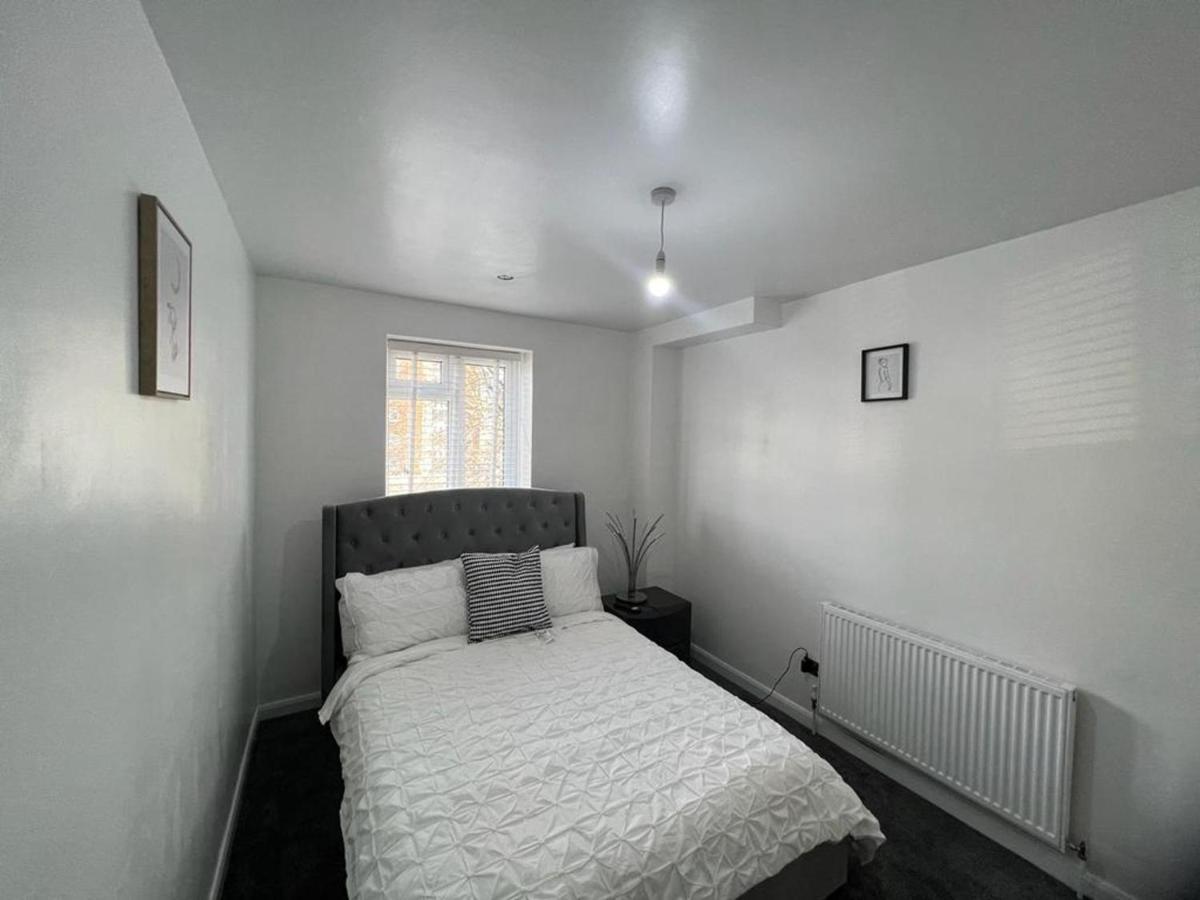 Modern Executive 2-bed In Apartamento Londres