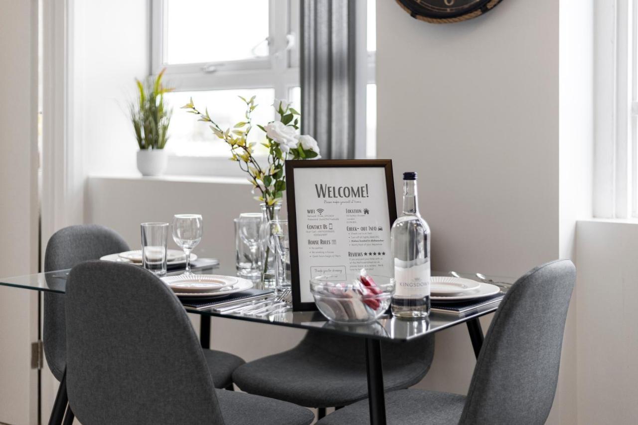 Apartment Central Located In City Of - Farringdon Station London
