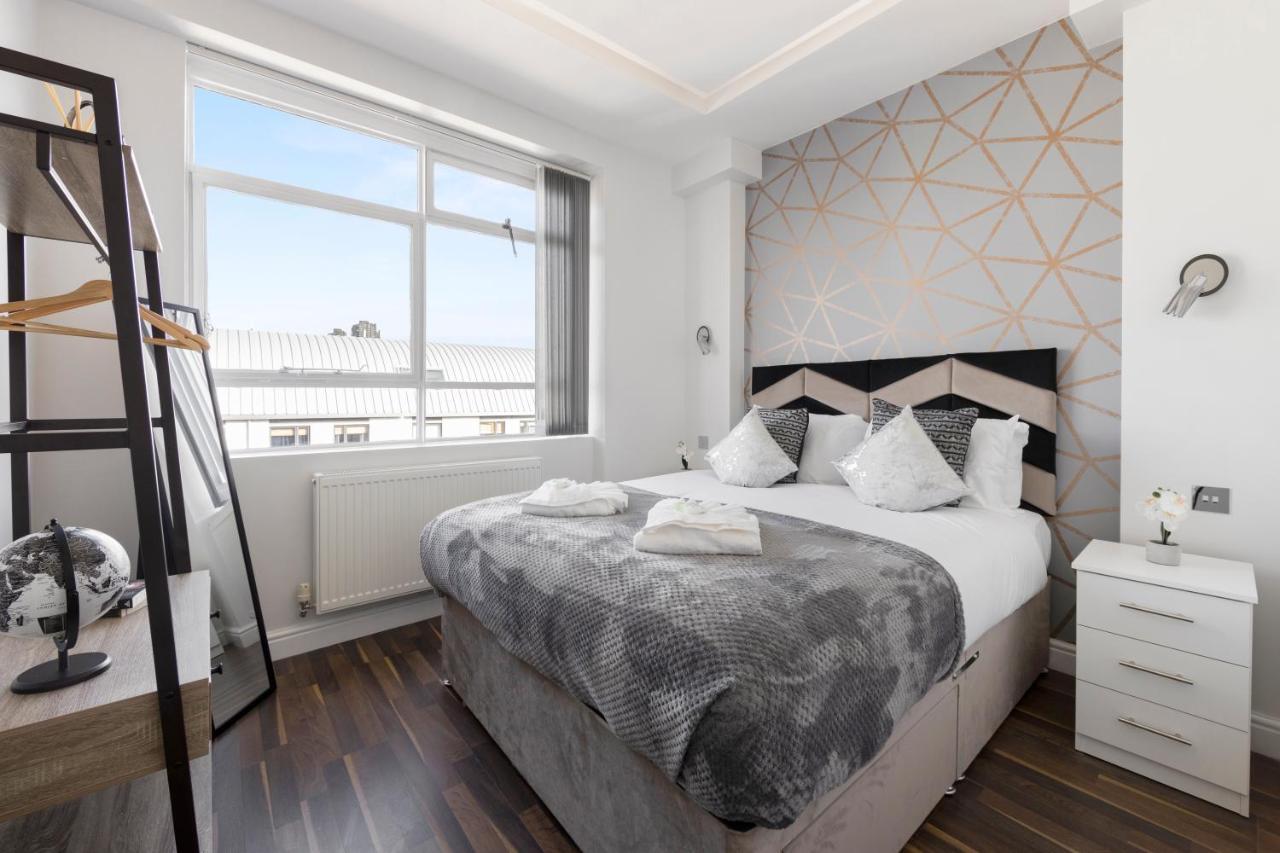 Apartment Central Located In City Of - Farringdon Station