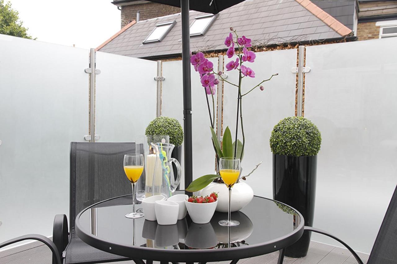 Lets - I5 Apartment London