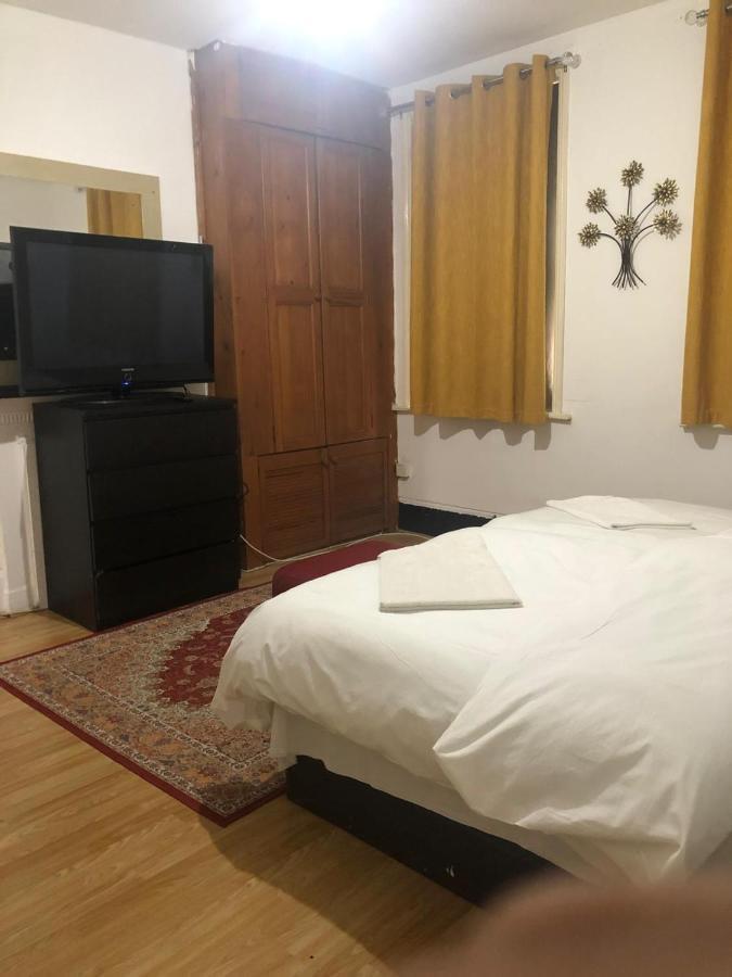 Oyo 94 Bricklane Studio Flats Hotel