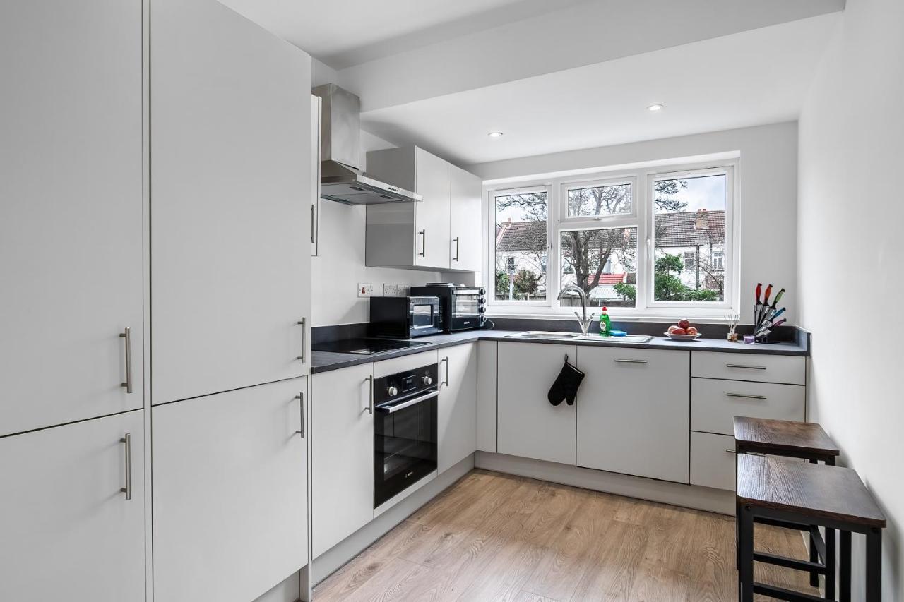 Apartment Modern Studio In Wembley London
