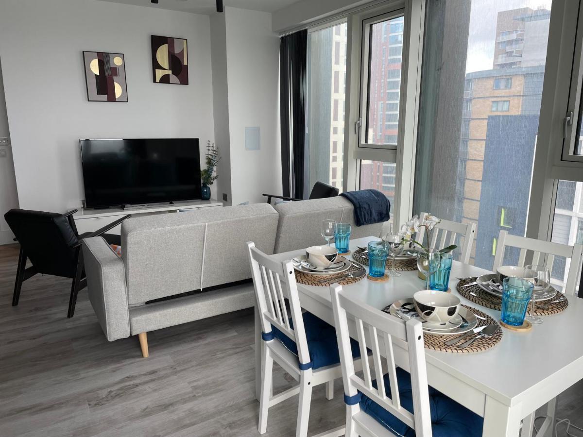 Apartment One West Point , Icon Tower London