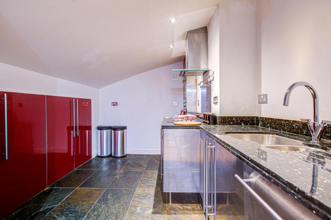 Statera - Thames View Apartment London
