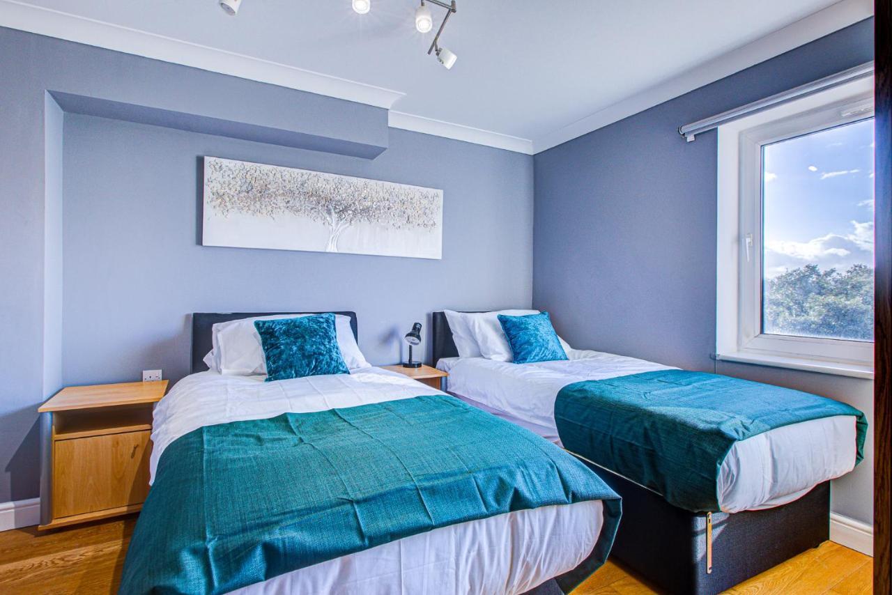 Statera - Thames View Apartment *