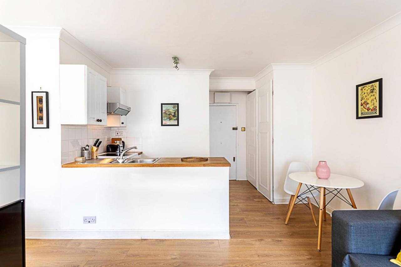 Apartment Convenient Studio Near Victoria London