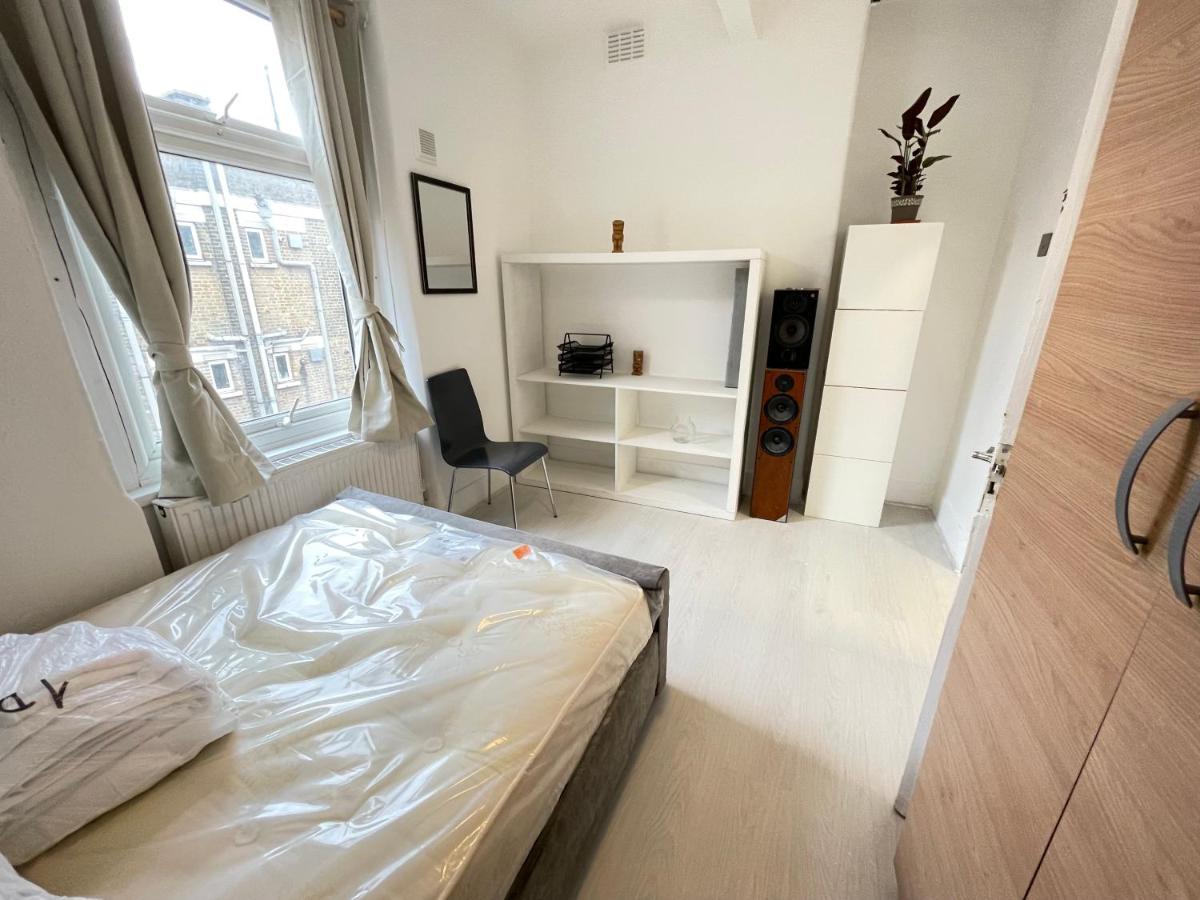 One Bedroom Flat Miles Apartment London