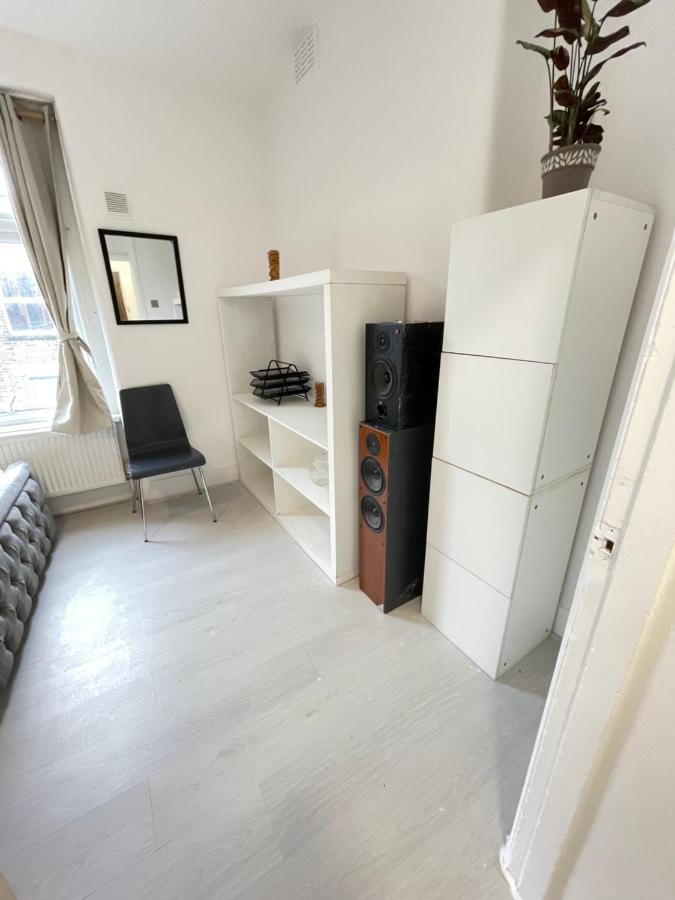 Apartment One Bedroom Flat Miles *