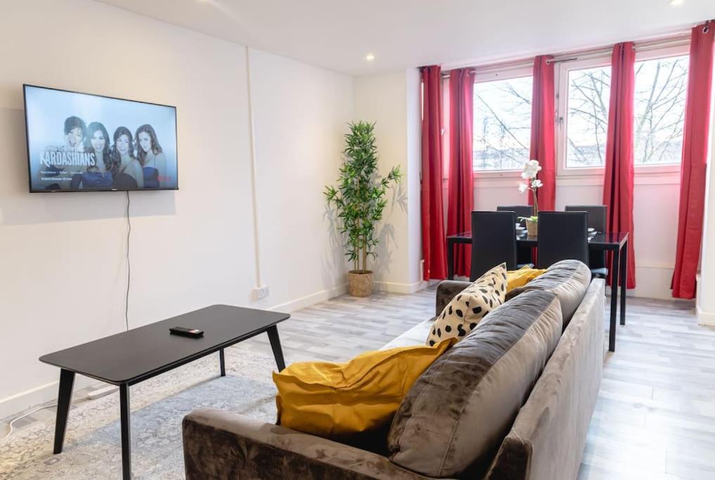 Apartment 2 Bed With Free Parking