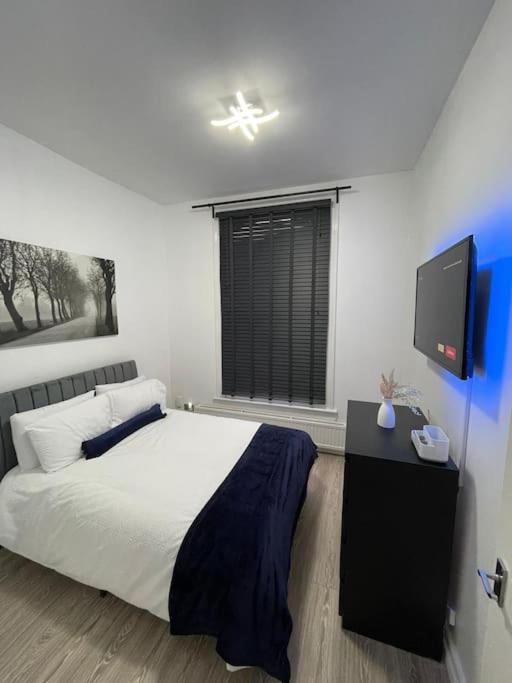 Spacious, Modern 2 Bed London