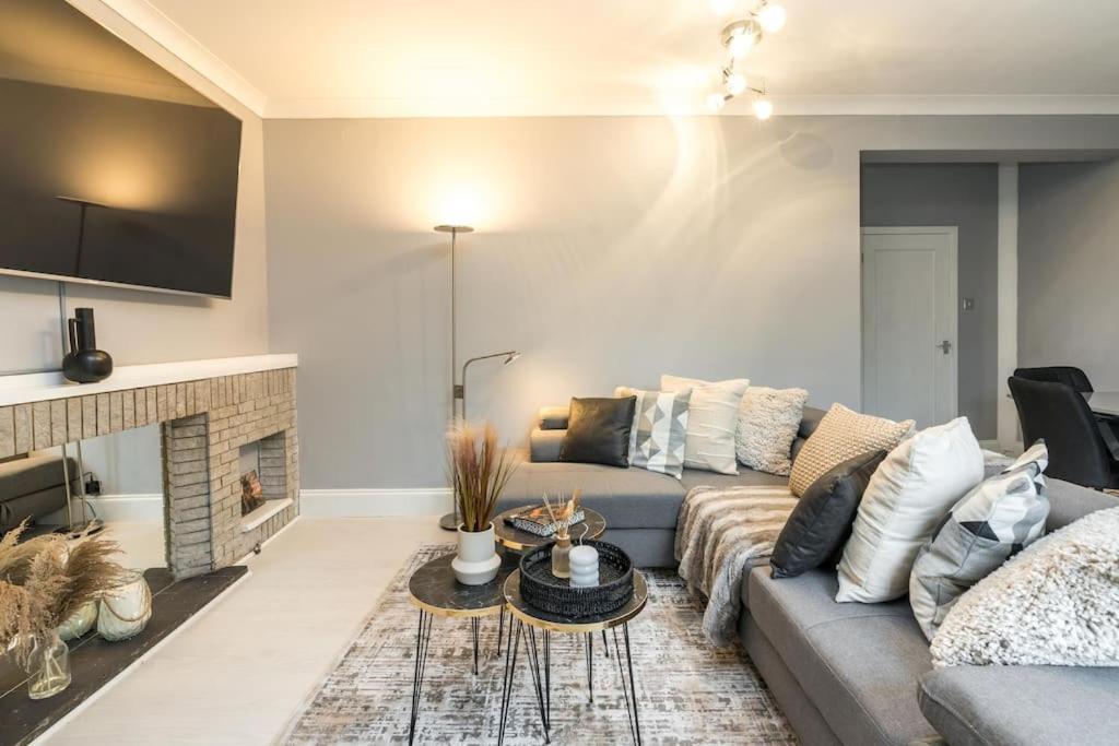 Apartment Exceptional Spacious *