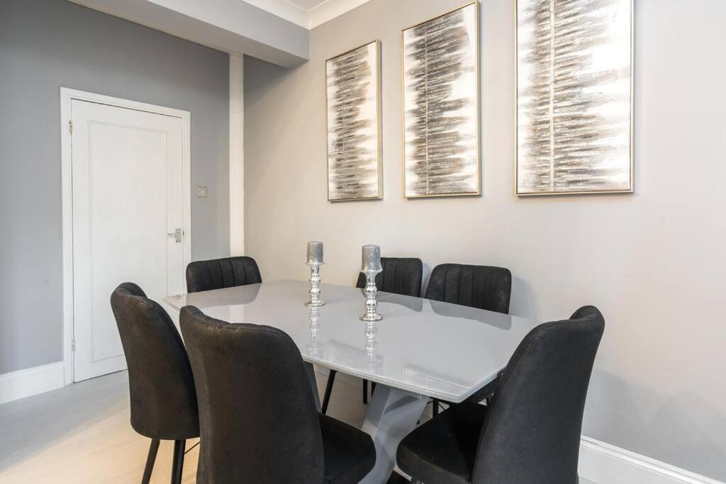 Exceptional Spacious Apartment *
