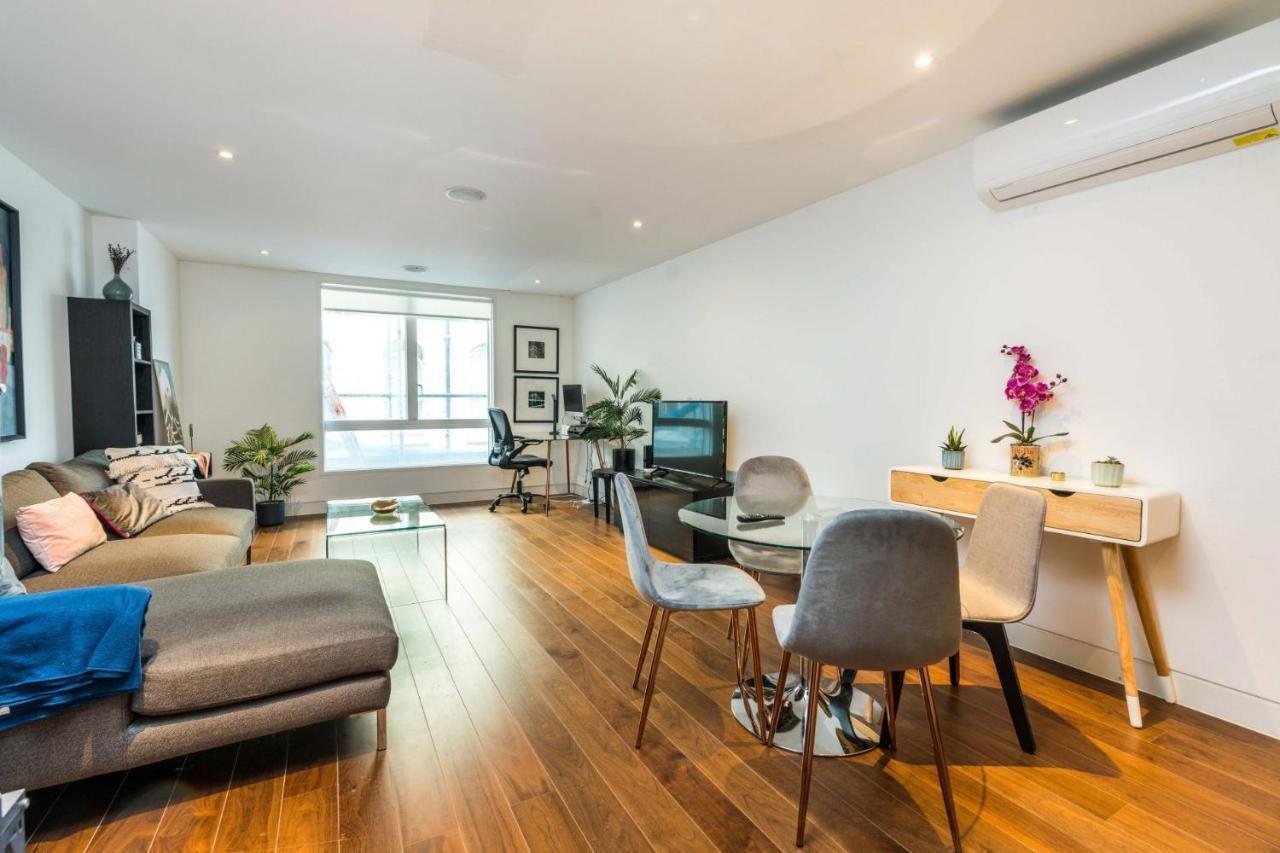 For 4 In The Heart Of Shoreditch Apartment London