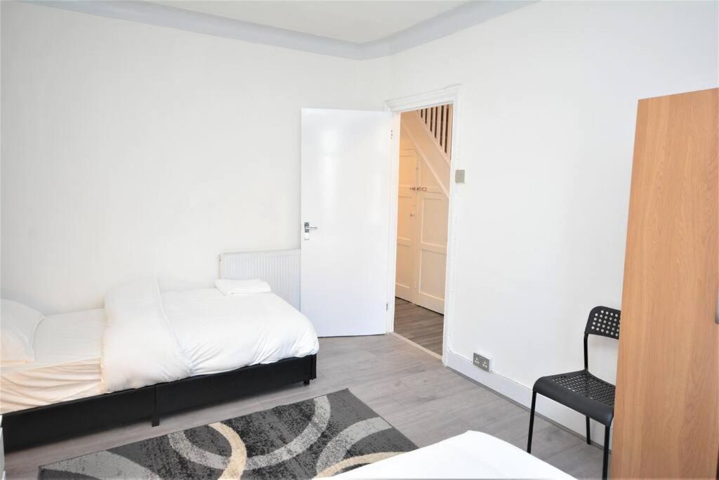 4 Bedroom House In East Сasa de vacaciones