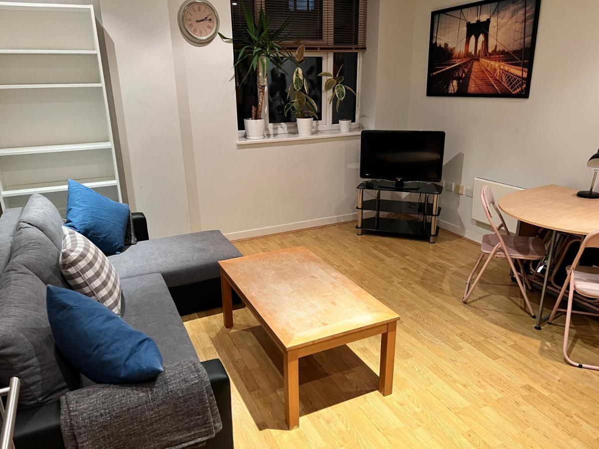 Leilighet Stunning 2 Bed Flat! Centrally Located In London, Uk!