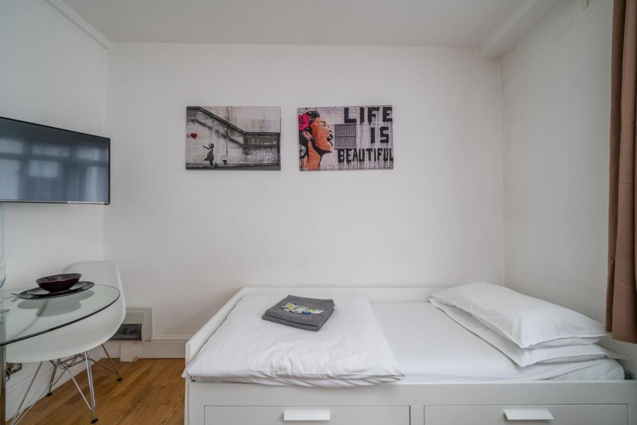 Private - Wardour Street - Berwick Street * London