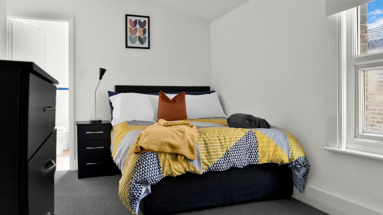 Livestay-4 Bed 2 Bath House With Private Garden Сasa de vacaciones Londres