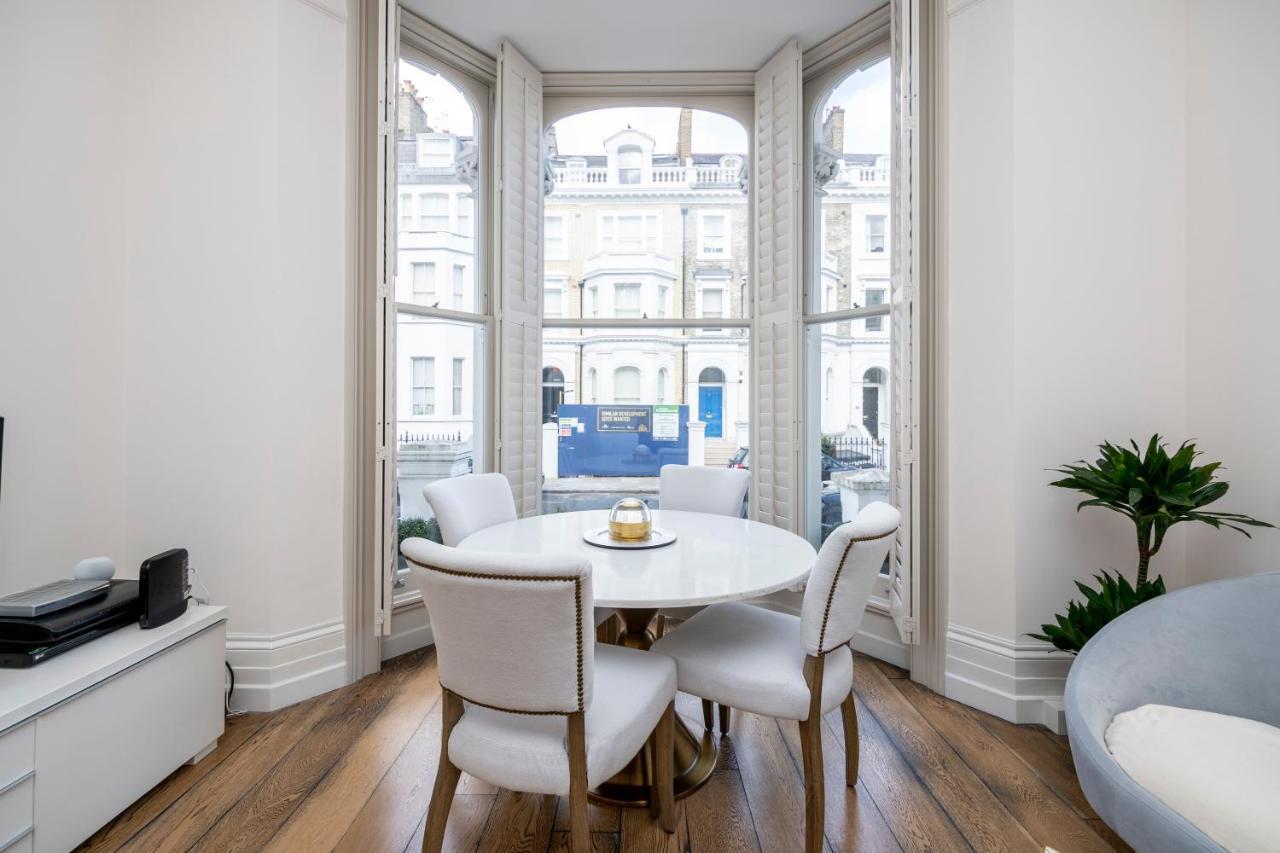 Outstanding 2br Ground Floor Flat In Earl's Court Leilighet London