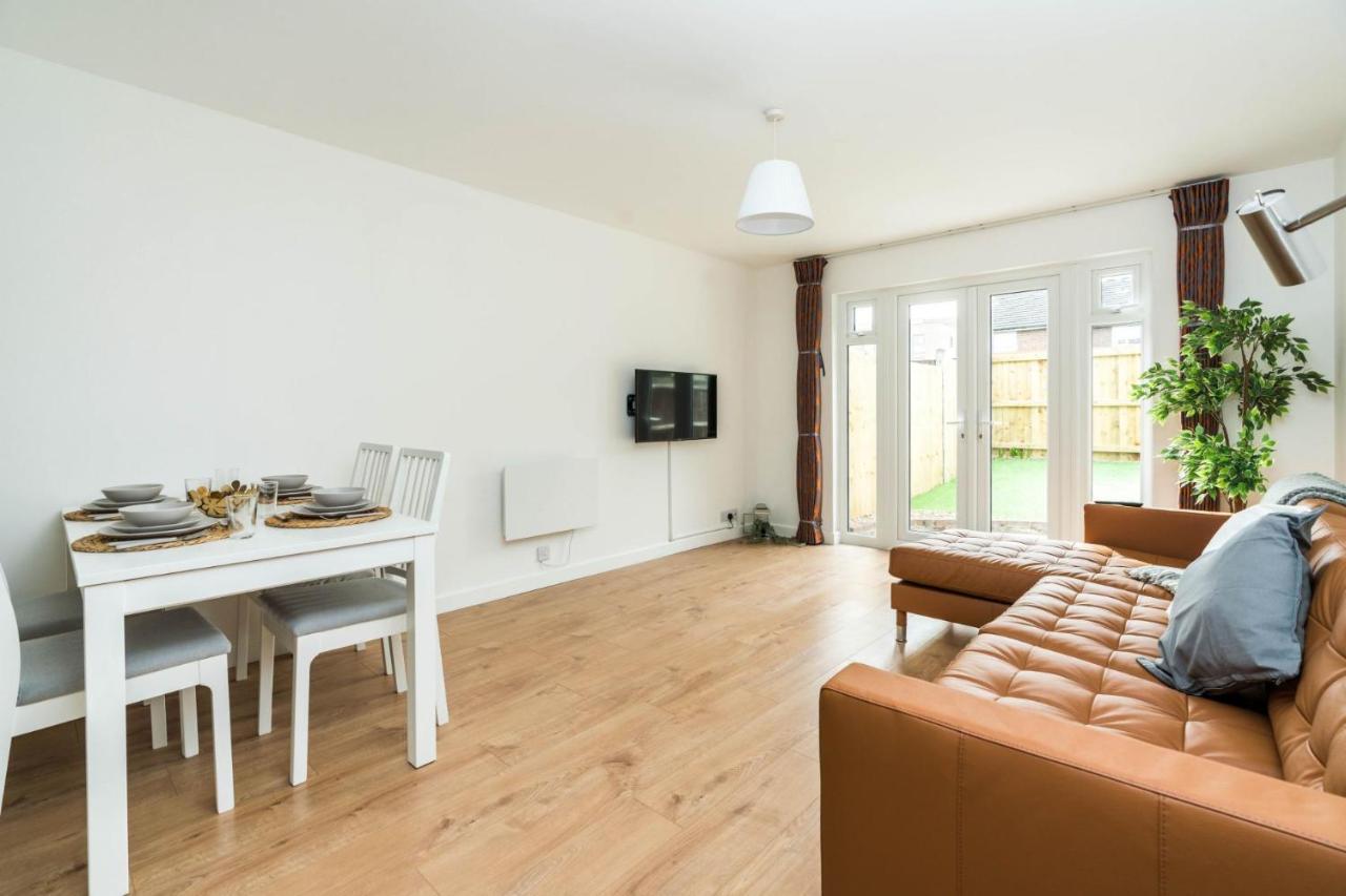 Ferienhaus Sleek And Stylish 2bd With A Garden Anerley *
