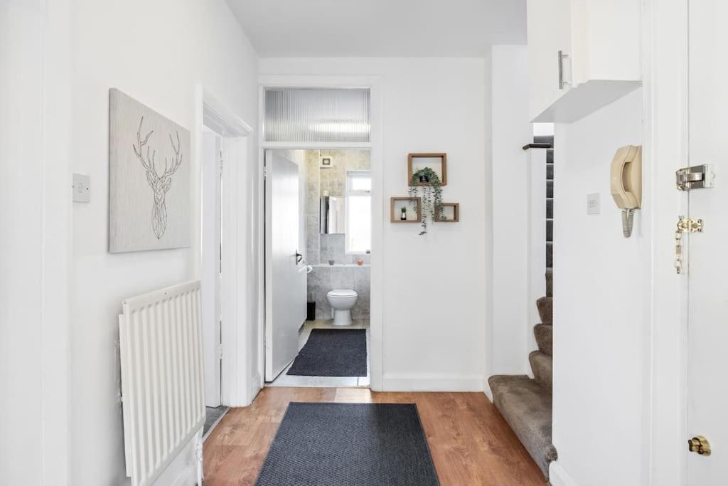 Apartment Duplex 3 Bedroom Flat Golders London