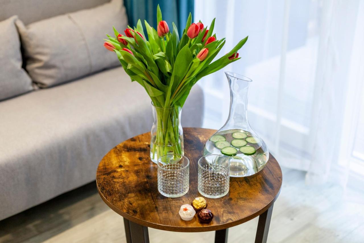 Private Double Bd With Optional Balcony, 15 Mins To Cc Homestay